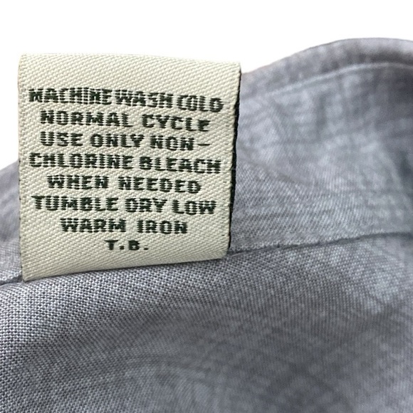 Batik Bay Palm Tree Tropical Shortsleeved Button Down Rayon Shirt - Picture 7 of 8